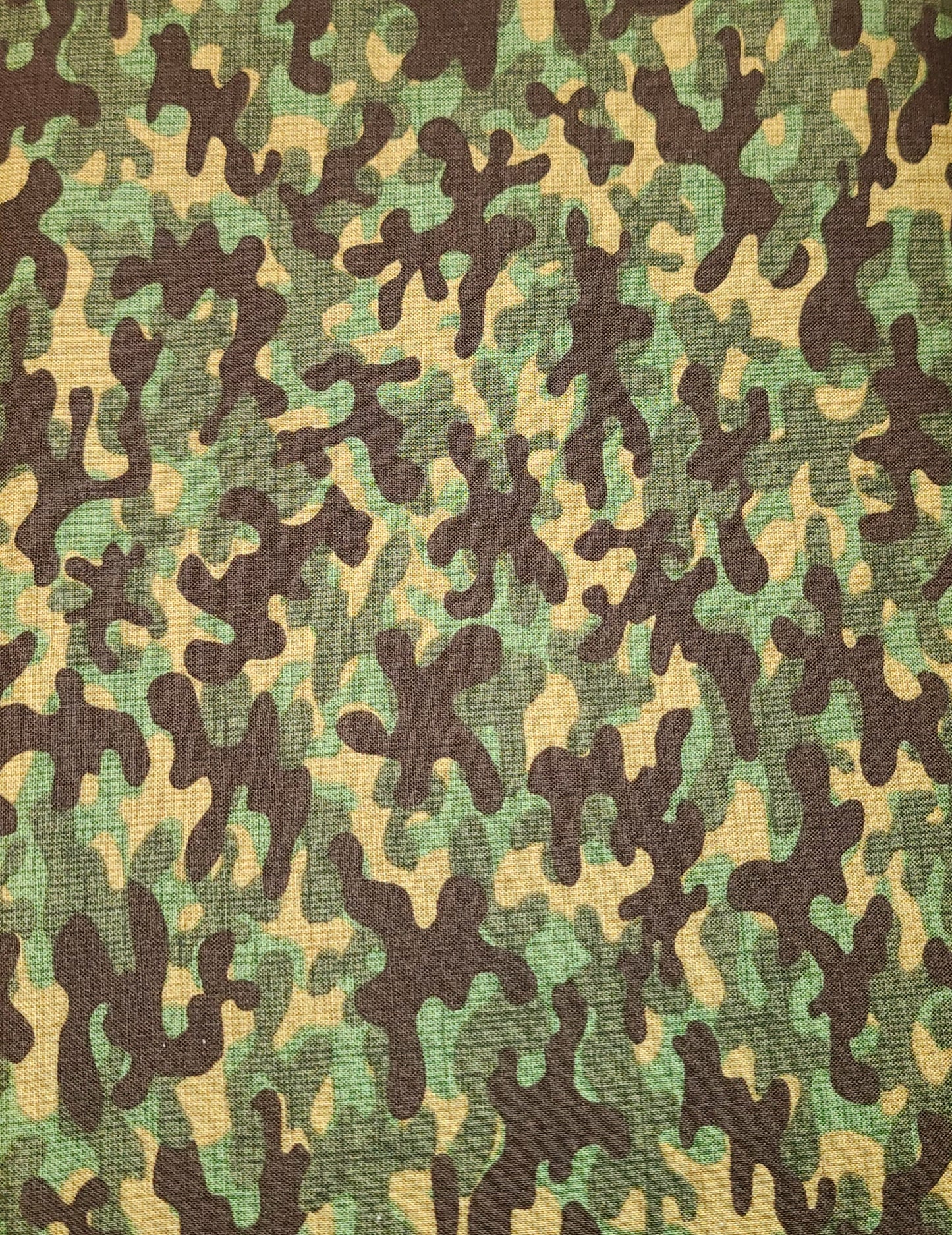 42" QUILTERS' COTTON fabric - by the HALF YARD Timeless Treasures camo print