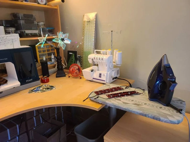 CLAMP-ON MINI IRONING BOARD
