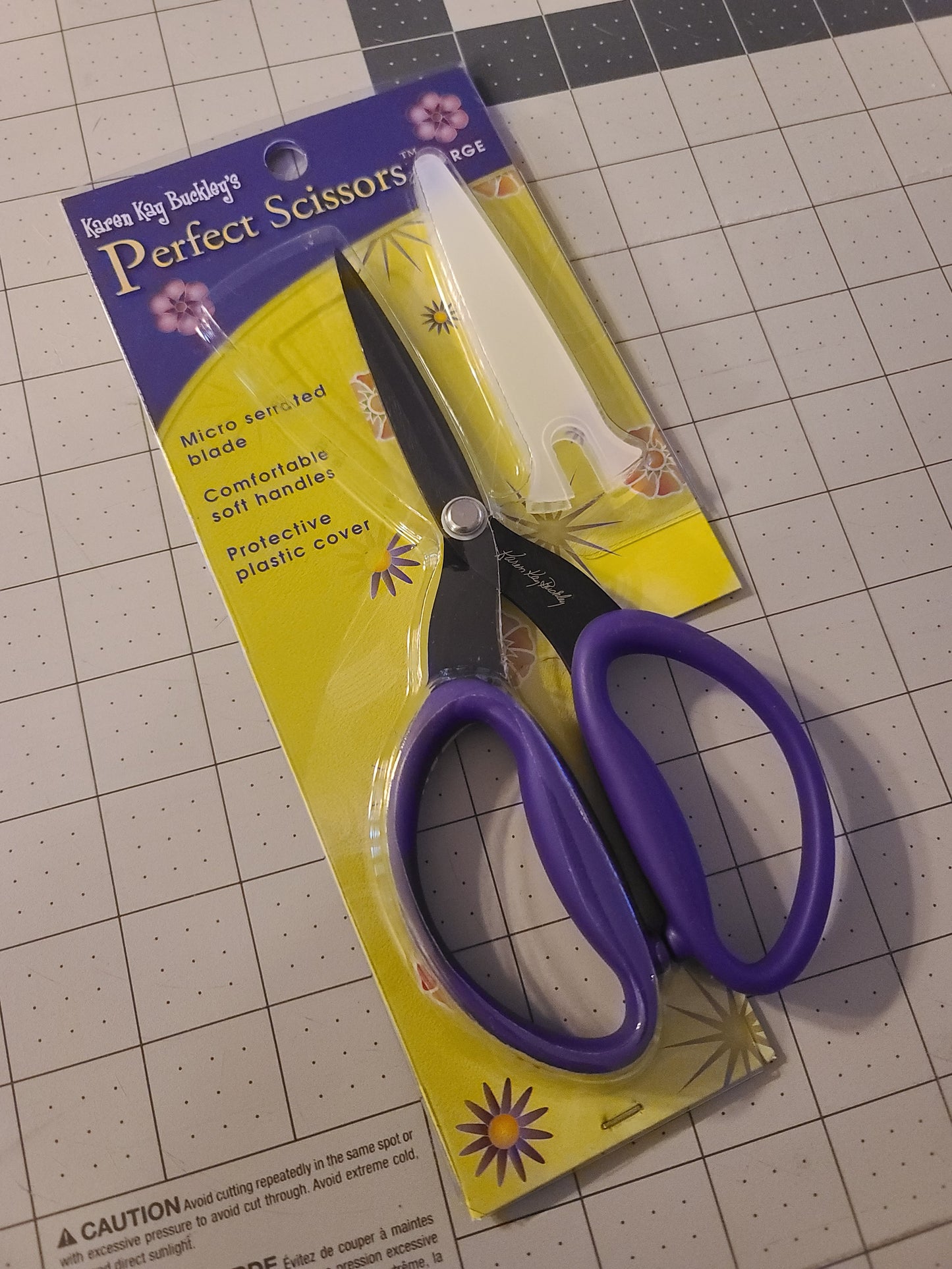 Perfect Scissors by Karen Kay Buckley for applique, qiolting, sewing