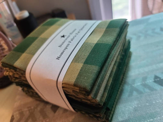 HOMESPUN FAT QUARTER Bundle (12 pcs) Green color pallette - soft 100% cotton fabric (each piece appx. 18"x 21")